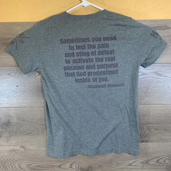 Women’s Grey Tshirt Small Alamo Community Fitness Chadwick Bozeman Quote - Picture 4 of 8